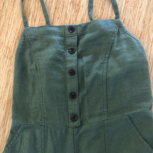 Old navy jumpsuit - Picture 2 of 3